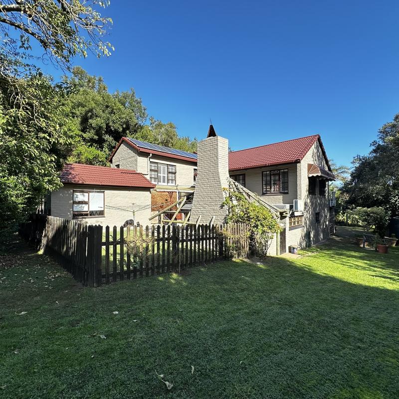 5 Bedroom Property for Sale in Groot Brakrivier Central Western Cape